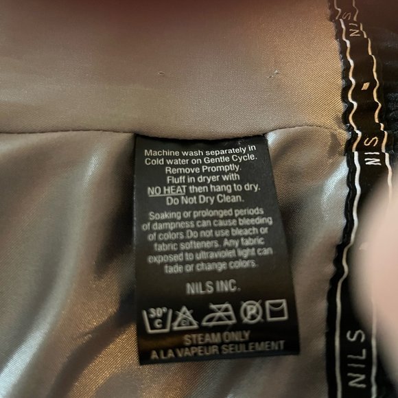 NILS Down Coat - Picture 2 of 6